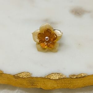 Size 5 Gold and Orange Floral Women's Ring
